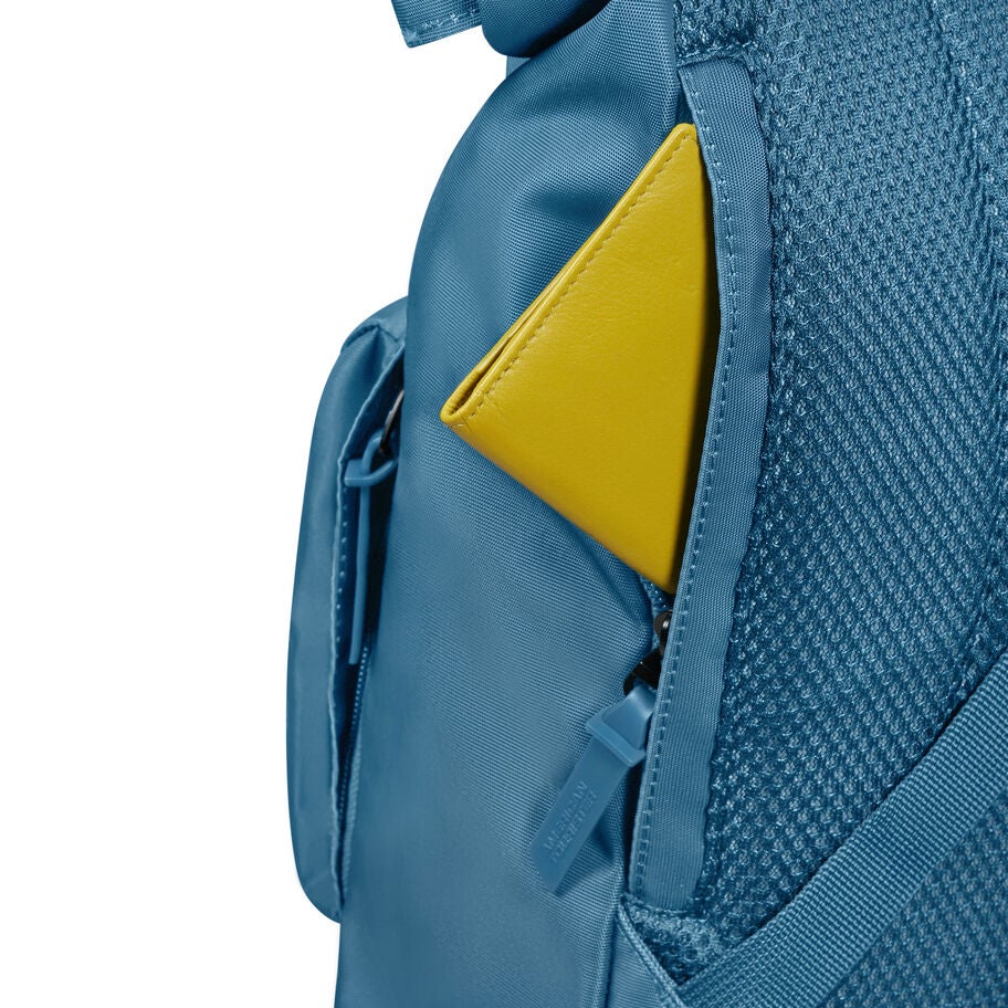 American Tourister Urban Groove Sac &agrave; Dos in the color Stone Blue. image number 5
